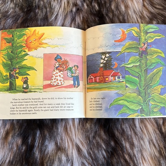 Random House Pictureback Books, Bundle of 4 Books **VINTAGE** - Picture 10 of 13